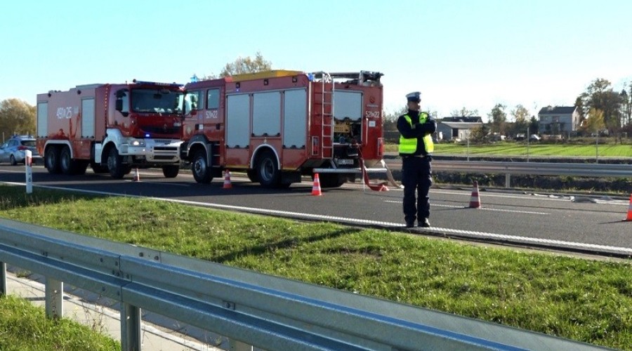 po zderzeniu wyciek paliwa s7 (6)