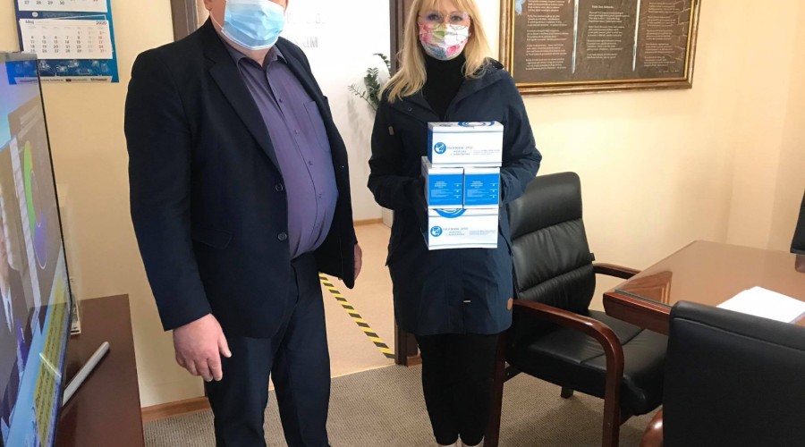 optylux przekazał maseczki i vouchery dla szpitala (4)