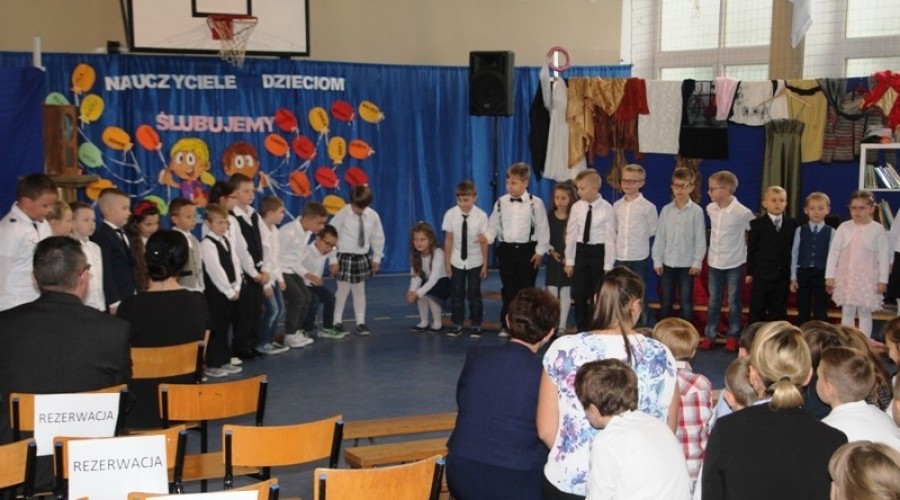 Dzień-Edukacji-Narodowej-w-ZSP-Drewnica-13.10-3