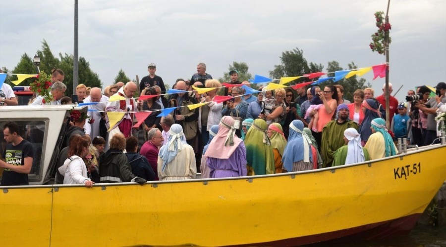 Dzień Rybaka. Święcenie łodzi. 2017 fot. Żuławy TV (17)