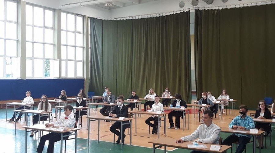 ośmioklasiści egzaminy 2020 Sztutowo (1)