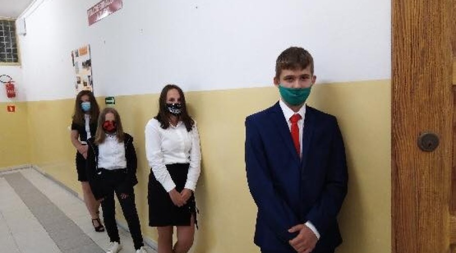 ośmioklasiści egzaminy 2020 Tujsk (8)