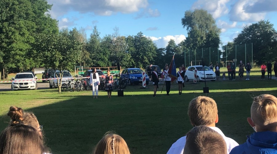 nowy rok szkolny drewnica (3)