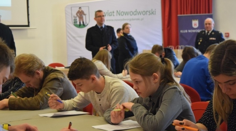 młodzież-zapobiega-pożarom001040