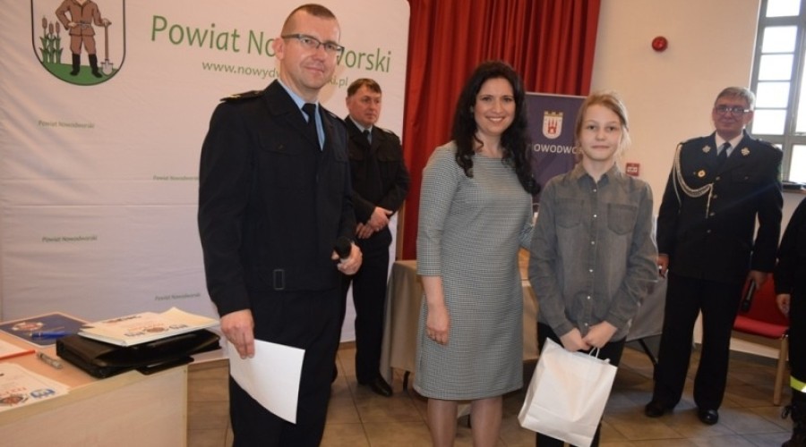 młodzież-zapobiega-pożarom001090