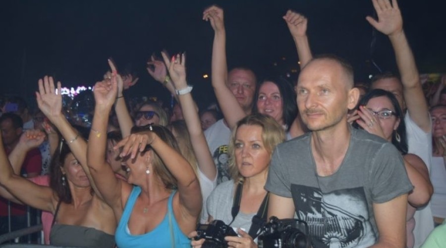 lato na maxxxa stegna (14)