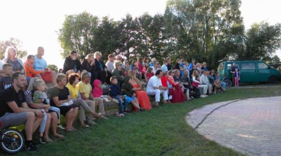 KoncertŚpiewnik2018_012-696x522