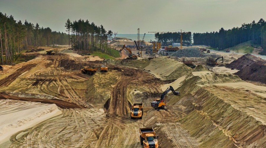 Wrzesień na budowie drogi wodnej łączącej Zalew Wiślany z Zatoką Gdańską Zdjęcia (11)