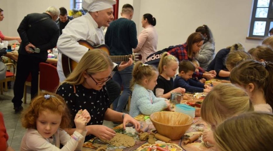 Nowy Dwór Gdański. Fabryka Ozdób Choinkowych za nami (4)