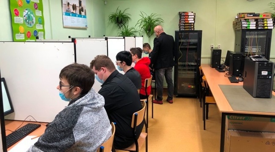 Egzaminy zawodowe w Zespole Szkół   (18)