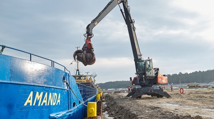 przekop mierzei wiślanej transport kamienia07