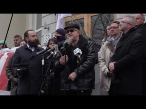 Grzegorz Braun w obronie sądzonych lekarzy w Gdańsku.