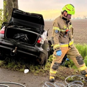 19-latka zginęła po uderzeniu w drzewo. Tragiczny wypadek w gminie Lichnowy