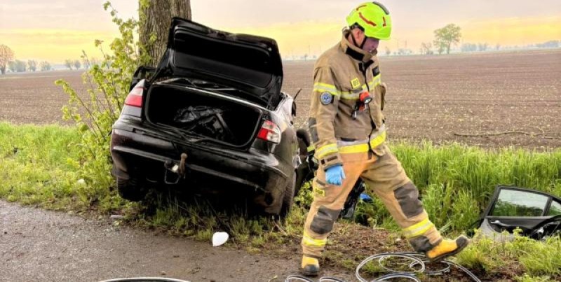 19-latka zginęła po uderzeniu w drzewo. Tragiczny wypadek w gminie Lichnowy