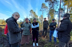 Las na 10 lat do przodu. Leśnicy i mieszkańcy rozmawiają w terenie