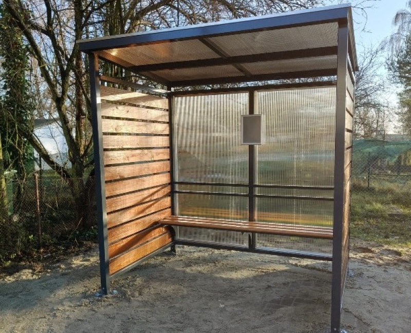 Nowe przystanki w Przebrnie i Piaskach – wygodniej i bezpieczniej dla mieszkańców