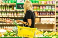 Ceny w sklepach wciąż rosną szybciej niż inflacja. W lutym wzrost wyniósł średnio 3,8% rdr.