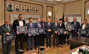 Powiat Nowodworski. Dofinansowanie dla gmin z Fuduszu Dróg Samorządowych.