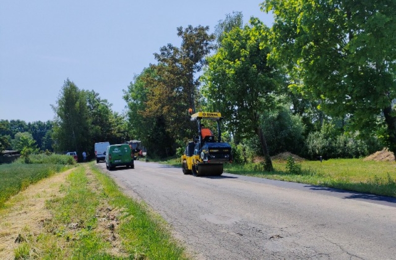 Informacja o utrudnieniach w ruchu na drodze Rybina -Sztutowo w związku z prowadzonymi pracami.