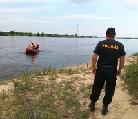 Nowy Dwór Gdański. Przypominamy o bezpieczeństwie nad wodą. Utonął 74-letni mężczyzna.