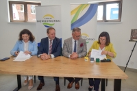 Podpisanie umowy na przebudowę drogi powiatowej nr 2340G w miejscowości Lubieszewo