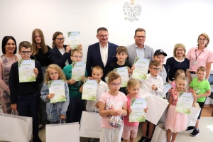 Wręczenie nagród w VII gminnym konkursie ekologicznym „Eko zabawka z surowców wtórnych” - Edycja 2024