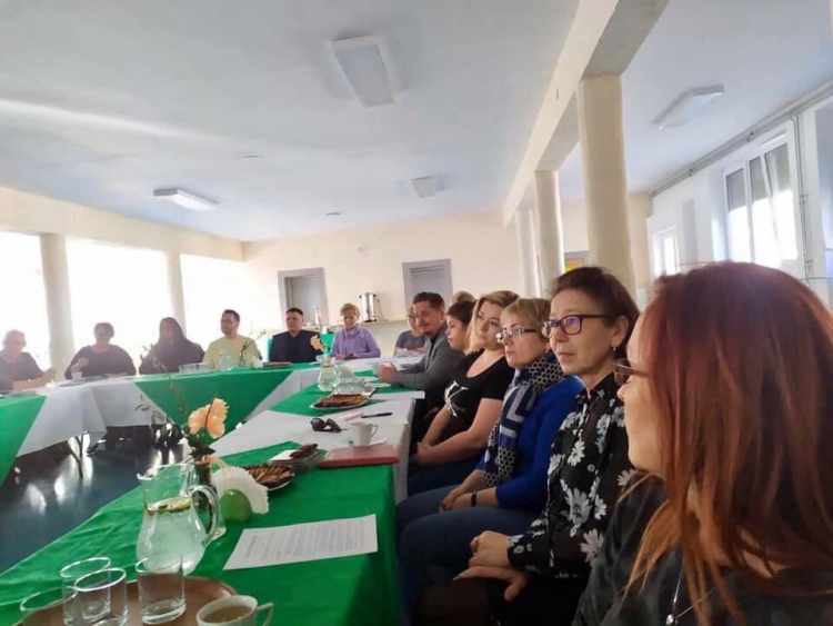 Nowy Dwór Gd. Spotkanie dyrektorów szkół i przedstawicieli sanepidu w sprawie koronawirusa.