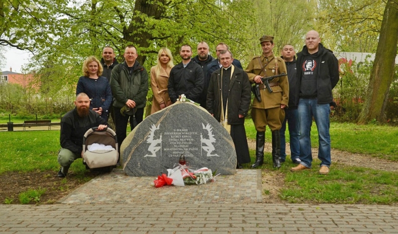 Nowy Dwór Gd. W hołdzie Żołnierzom Wyklętym stanął obelisk - 7.05.2017