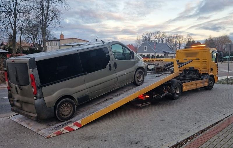 Malbork. Działania międzypowiatowe „BUS&quot; – 39-latek zatrzymany przez policjantów za niestosowanie się do zakazu prowadzenia pojazdów.