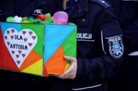 Nowodworscy policjanci z pomocą dla chorego Antosia.