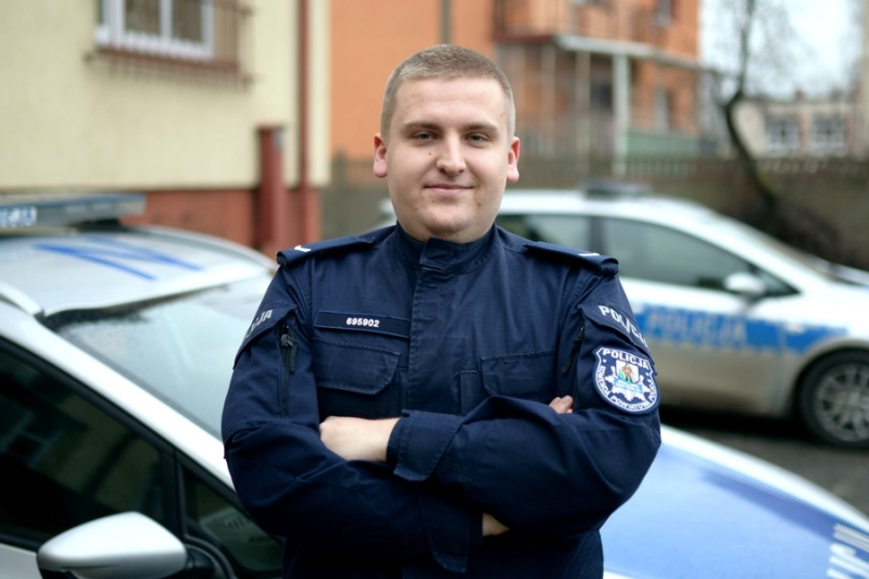 Policjanci z Nowego Dworu Gdańskiego uratowali mężczyznę w kryzysie emocjonalnym.
