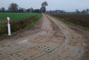 Gmina Sztutowo. Modernizacja (przebudowa) drogi na dz. nr 8 w Grochowie Pierwszym, obręb Groszkowo.