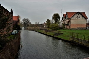 Nowy Dwór Gd. Powstaje bulwar nad Tugą. Zaczęły się prace porządkowe.