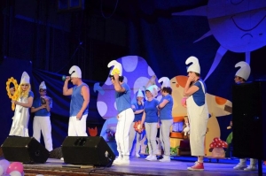 Teatr bez kurtyny w spektaklu "Smerfy" wystąpił na deskach Żuławskiego Ośrodka Kultury – 04.06.2017