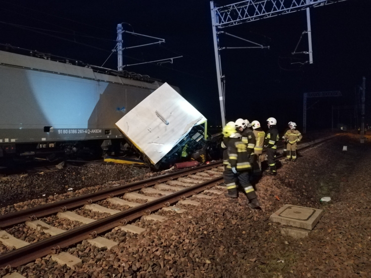 Tragedia na torach w Szymankowie. Nie żyją dwie osoby