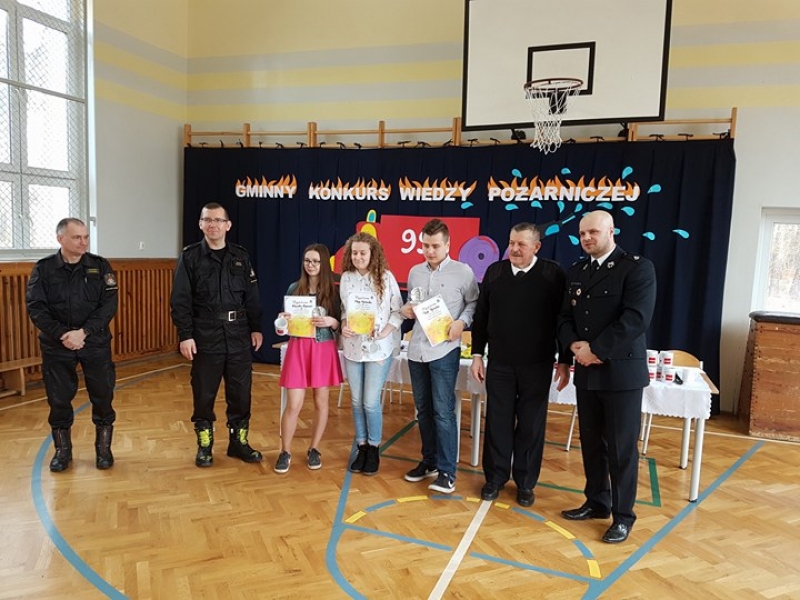 Stegna. Gminne eliminacje Ogólnopolskiego Turnieju Wiedzy Pożarniczej &quot;Młodzież Zapobiega Pożarom&quot;
