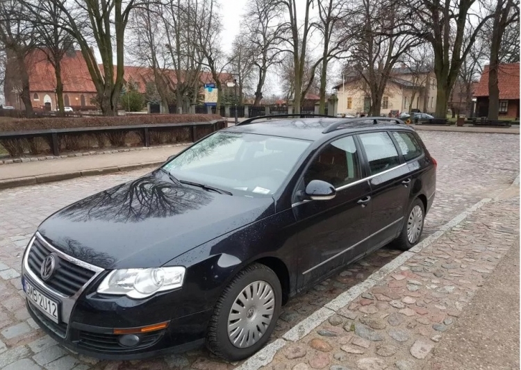 Do sprzedania samochód osobowy Volkswagen Passat B6