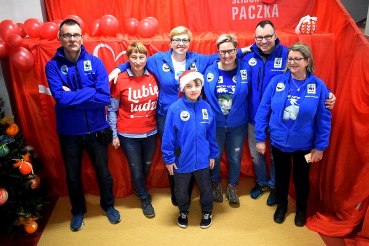 Finał Szlachetnej Paczki w Powiecie Nowodworskim. 18 rodzin otrzymało paczki.