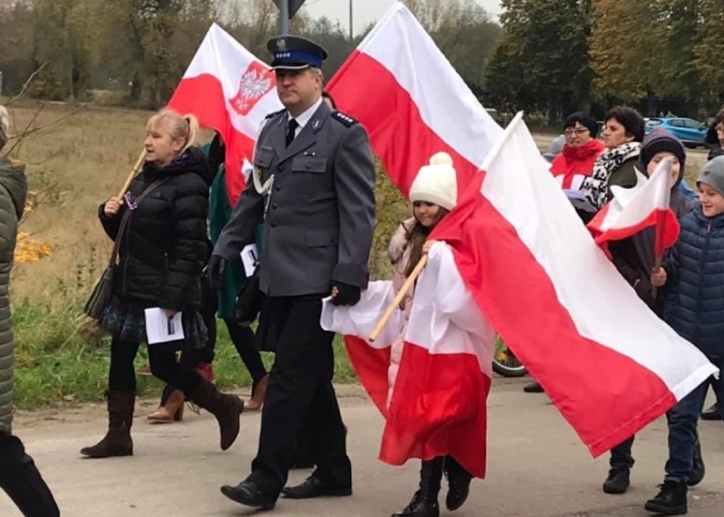 104 rocznica odzyskania Niepodległośći. Program uroczystości w Mikoszewie.